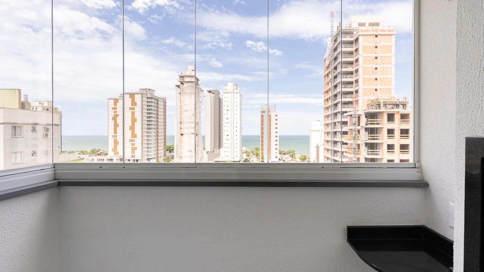 شقة Apartamento A 400M Praia Com Piscina Sacada Com Churrasqueira Privativa Wi-Fi Portaria 24H Playground Infantil Quadra De Esportes E Vaga Privativa De Garagem Reserve Agora Mesmo Piçarras