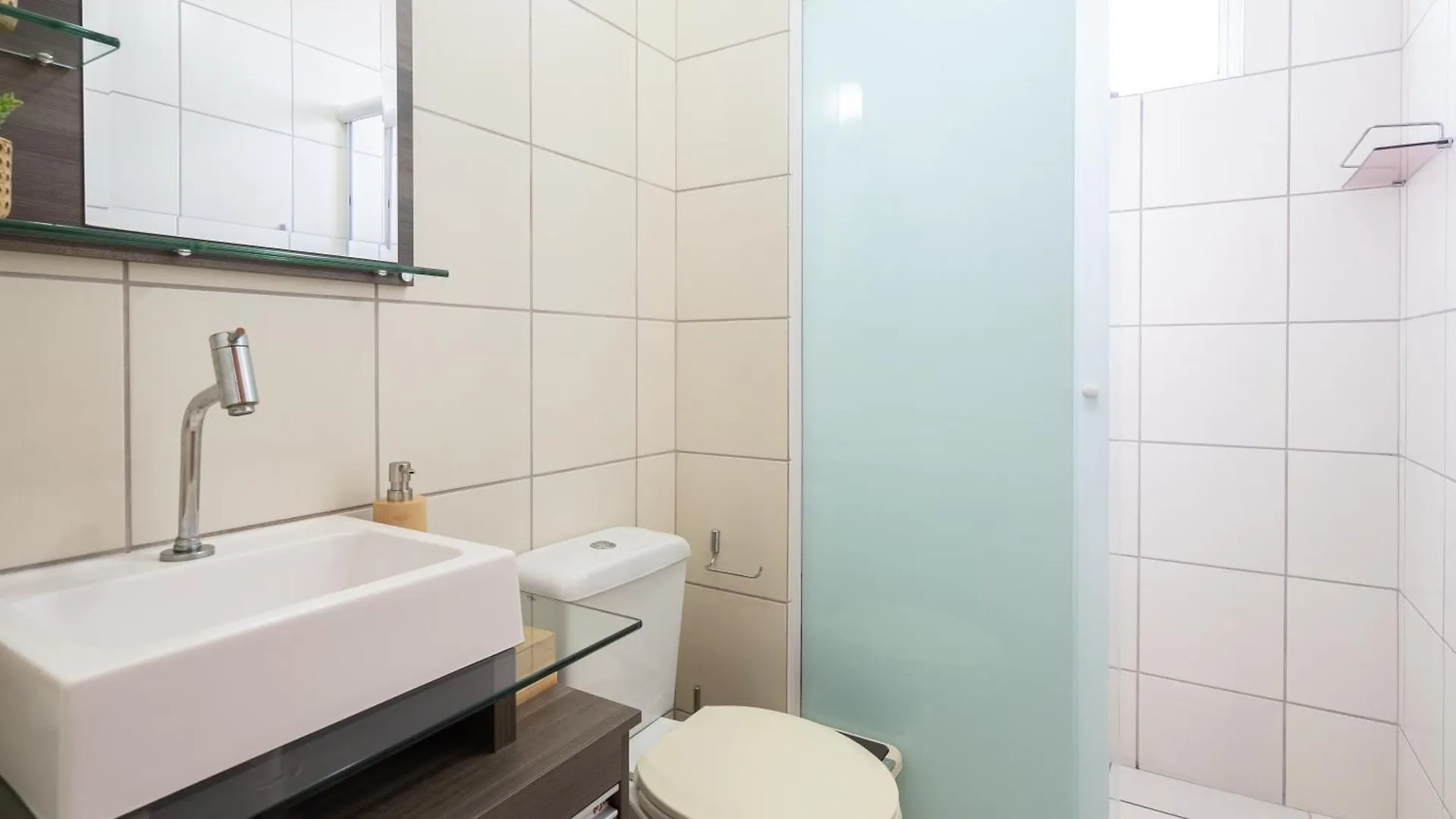 Apartamento A 400M Praia Com Piscina Sacada Com Churrasqueira Privativa Wi-Fi Portaria 24H Playground Infantil Quadra De Esportes E Vaga Privativa De Garagem Reserve Agora Mesmo Piçarras 0*,