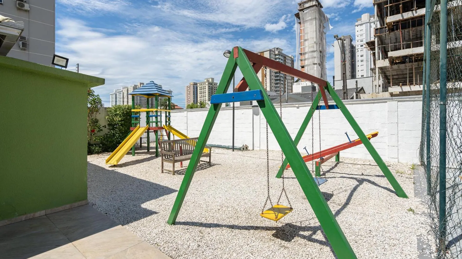 شقة Apartamento A 400M Praia Com Piscina Sacada Com Churrasqueira Privativa Wi-Fi Portaria 24H Playground Infantil Quadra De Esportes E Vaga Privativa De Garagem Reserve Agora Mesmo Piçarras