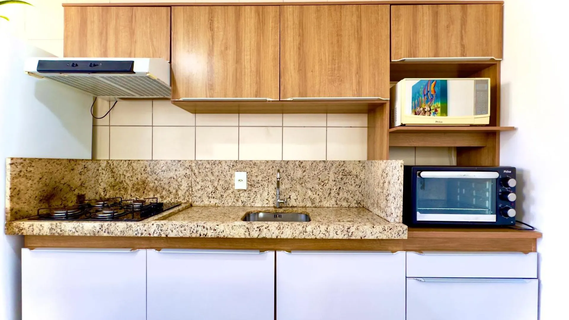 Apartamento A 400M Praia Com Piscina Sacada Com Churrasqueira Privativa Wi-Fi Portaria 24H Playground Infantil Quadra De Esportes E Vaga Privativa De Garagem Reserve Agora Mesmo Piçarras 0*,  Brazilië