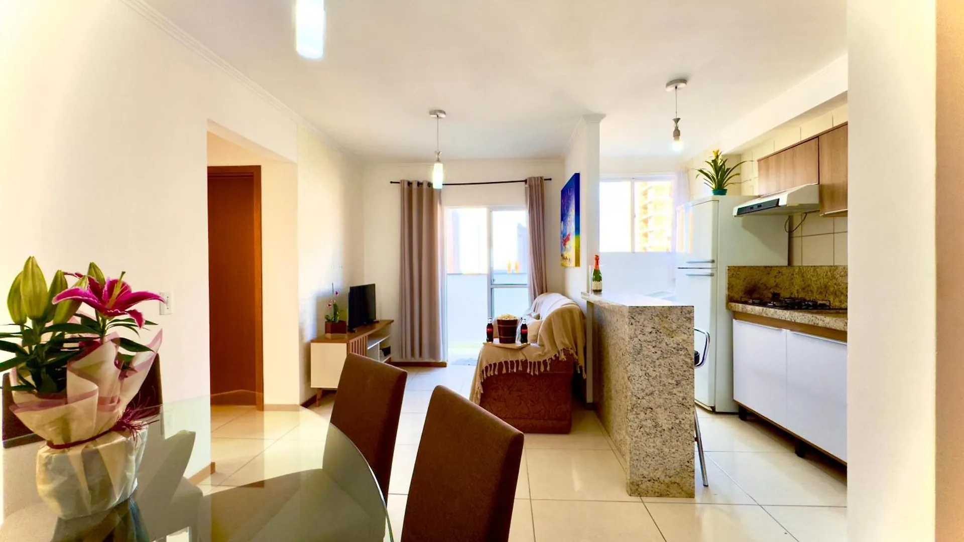 Apartamento A 400M Praia Com Piscina Sacada Com Churrasqueira Privativa Wi-Fi Portaria 24H Playground Infantil Quadra De Esportes E Vaga Privativa De Garagem Reserve Agora Mesmo Piçarras